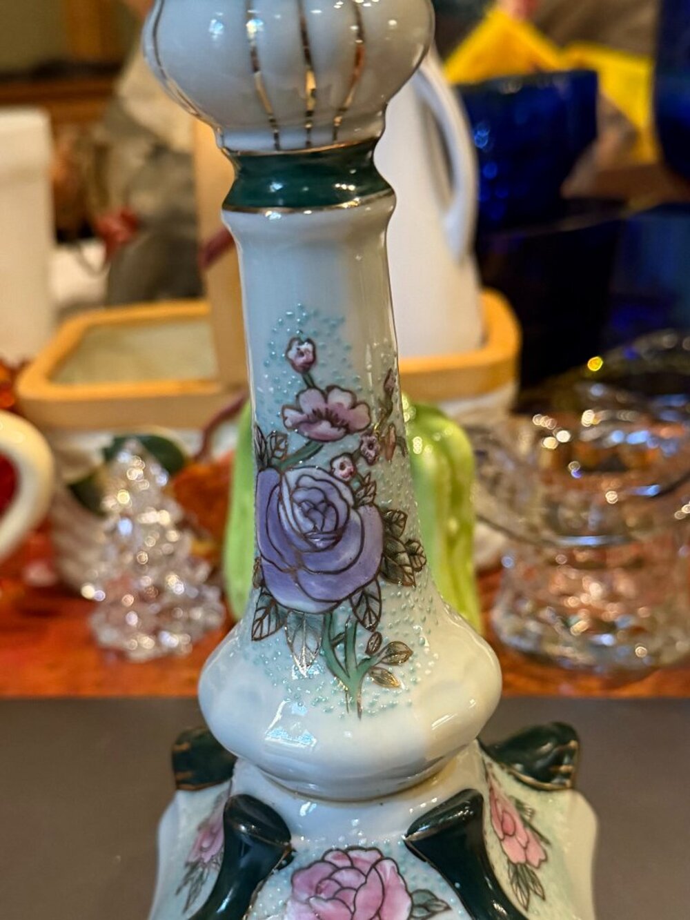 Vintage mid-to-late 20th-century Chinese export porcelain candlestick.